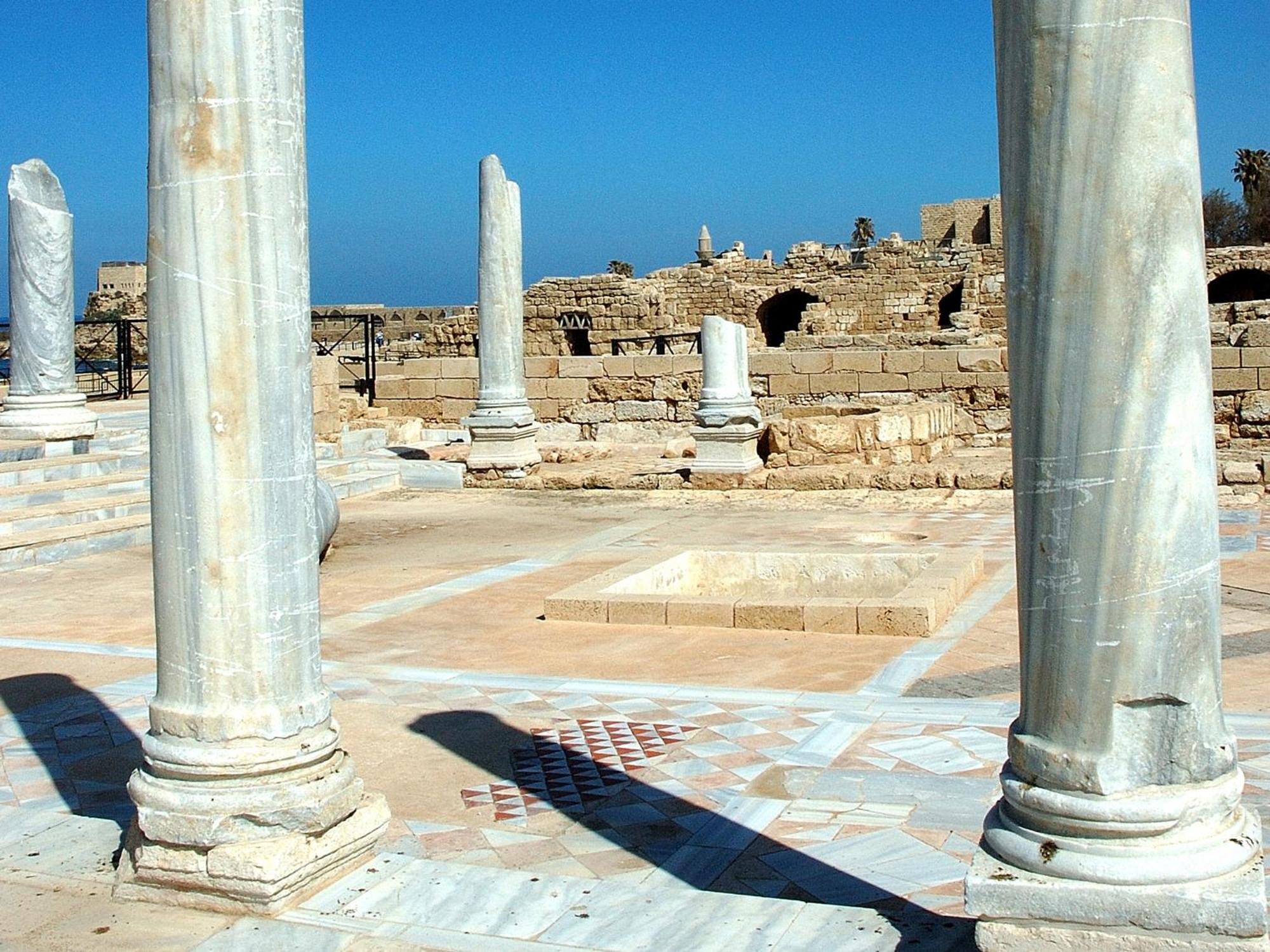 فندق دان قيسارية المظهر الخارجي الصورة